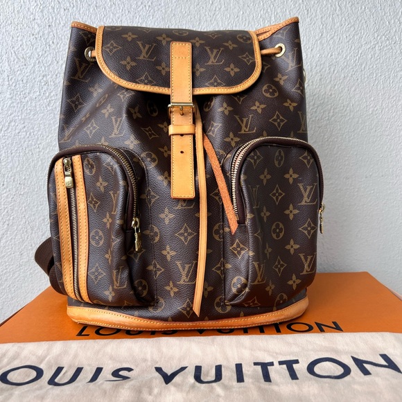 SOLD!!!🔥🔥 Vuitton Bosphore Backpack Monogram Canvas🔥🔥 - Picture 5 of 17